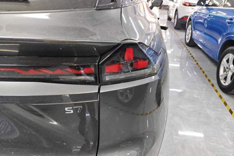 Used Deepal S07 2023 200Max Range-Extended Version
