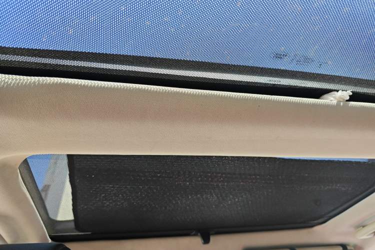 Used Land Rover Freelander 2 2015 2.0T Si4 XS Collection Edition Headliner