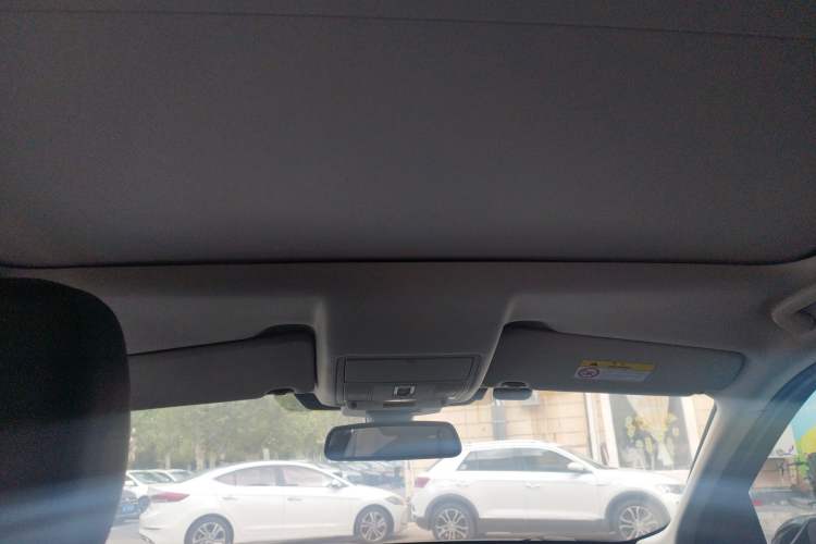 Used Land Rover Discovery Sport 2019 240 PS PURE Edition China V Standard