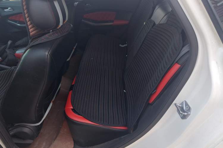 Used Ford Escort 2019 Revised 1.5L Automatic ZhiXiang Version (Tire Pressure Monitoring) China VI Standard
