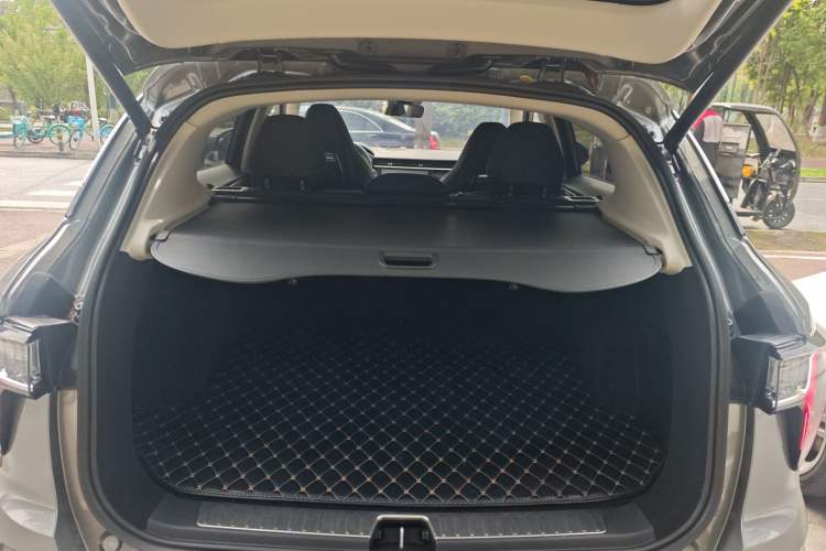 Used Lynk & Co 01 2021 2.0TD Two-Wheel-Drive Pro Trim
