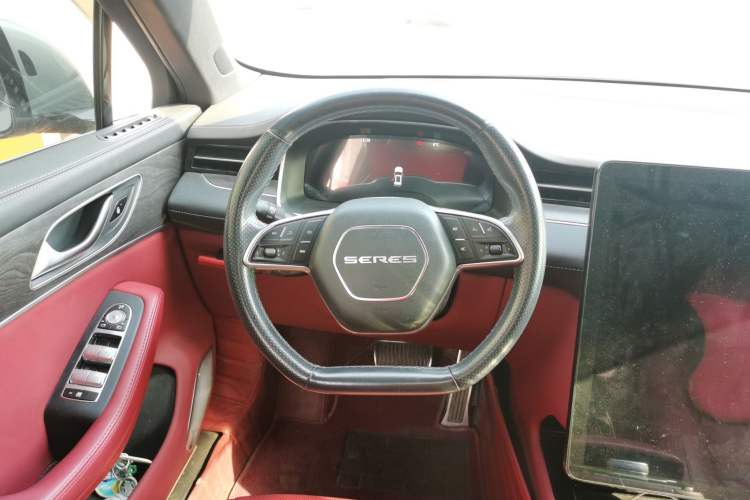 Used SERES SF5 2021 Four-Wheel Drive Freedom Expedition Edition