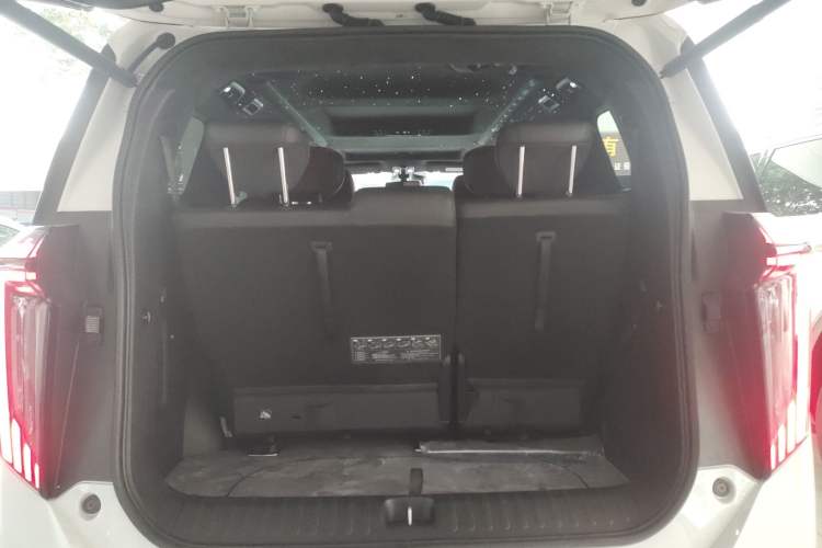 Used GAC Trumpchi M8 2023 Zongshi Series Dual-Motor Flagship Edition Trunk