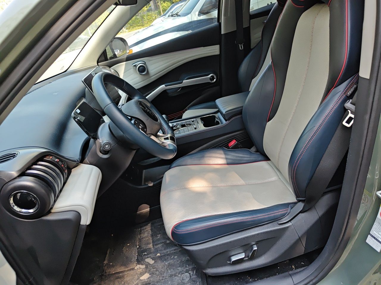 BYD Yuan PLUS 2022 510 km Flagship Version — снимка 15