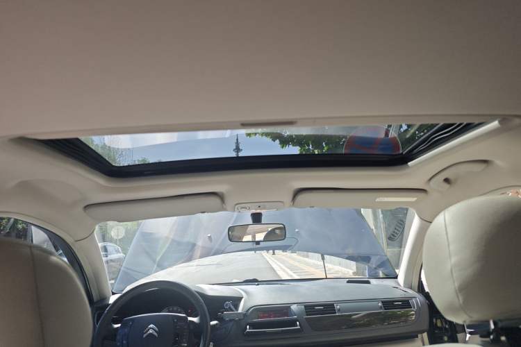 Used Citroen C5 2013 2.0L Manual Comfort Version