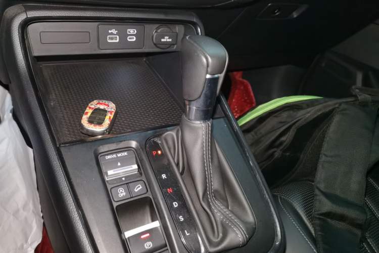 Used Honda Breeze 2023 240TURBO Two-Wheel-Drive Luxury Edition 5 Seats Gear Lever