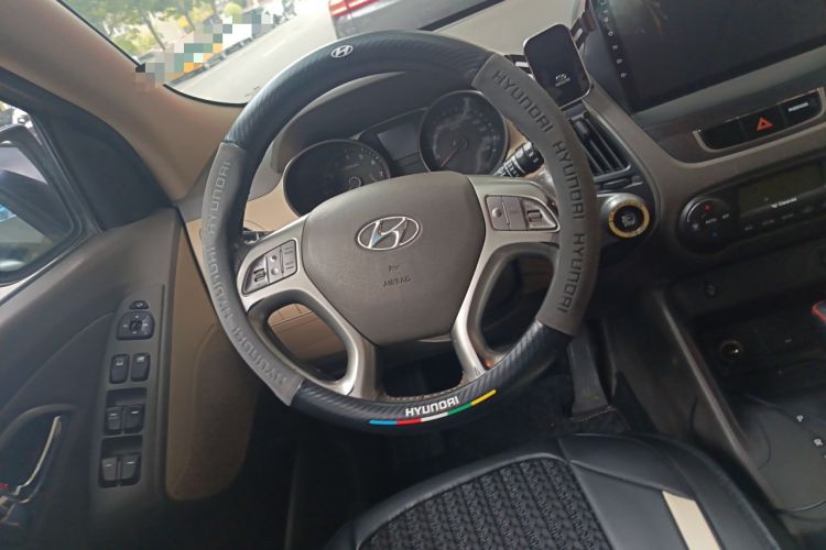 Used Hyundai ix35 2010 2.0L Automatic Two-Wheel Drive Elite Edition GLS
