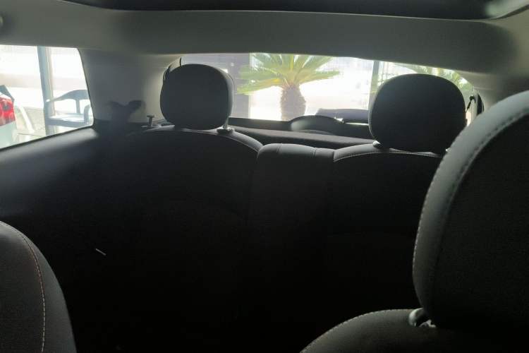 Used MINI MINI 2014 1.5T COOPER Fun
