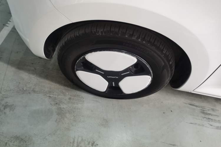 Used CHANGAN NEVO Lumin 2023 205km Xiangqin Version Left Front Wheel Hub