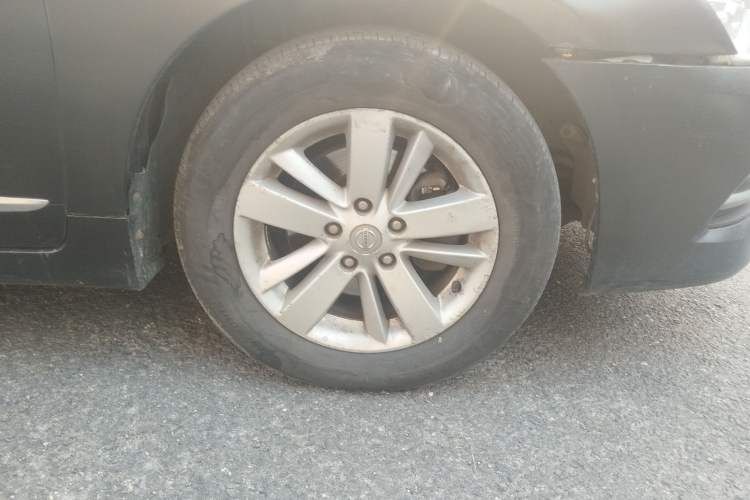 Used Nissan Teana 2011 2.5L XL Advanced Edition Right Front Wheel Hub