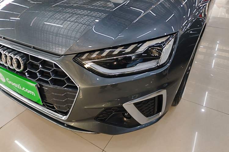 Used Audi A4L 2020 40 TFSI Luxury Dynamic Model
