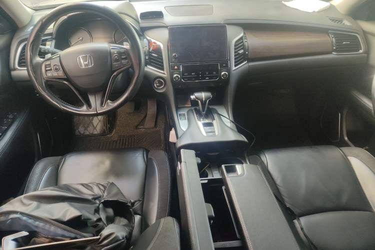 Used Honda Avancier 2017 240TURBO Two-Wheel Drive Premium Edition
