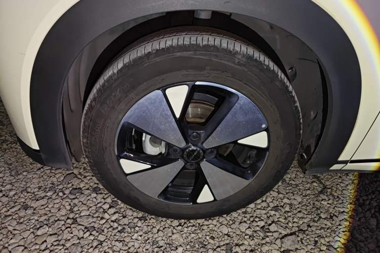 Used BYD Dolphin 2023 420 km Free Version
