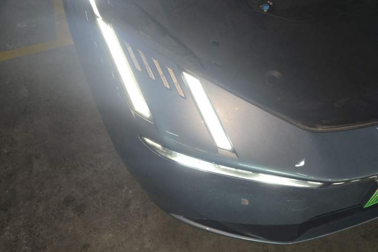 Used Lynk & Co Z10 2025 95 kWh 702 km All-Wheel Drive Intelligent Driving Ultra Exterior 3