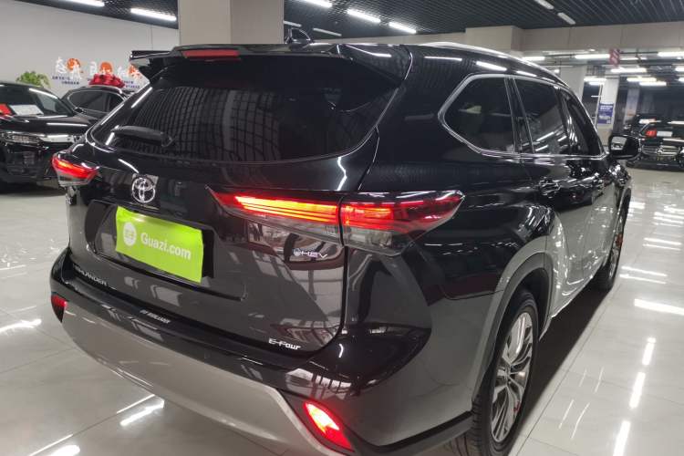 Used Toyota Highlander 2024 2.5L Smart Electric Hybrid Dual-Engine Four-Wheel Drive Prestige Version – 7 Seats