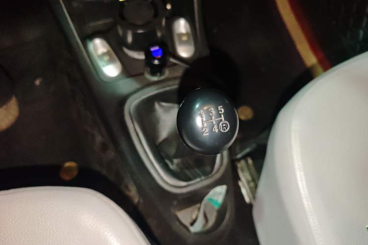 Used BYD F0 2011 Shangku Edition 1.0L Yuexiu Model