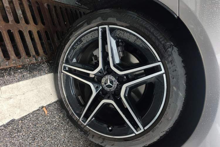 Used Mercedes-Benz C-Class 2023 C 260 Coupe Exterior 5