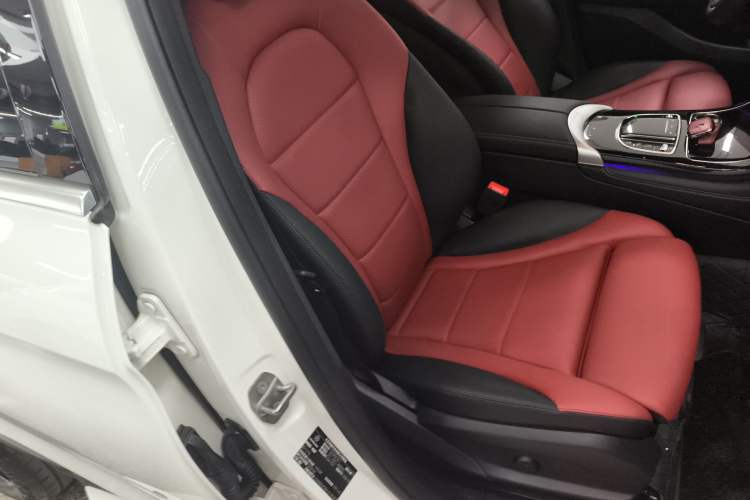 Used Mercedes-Benz GLC 2020 Facelift GLC 300 L 4MATIC Dynamic Edition
