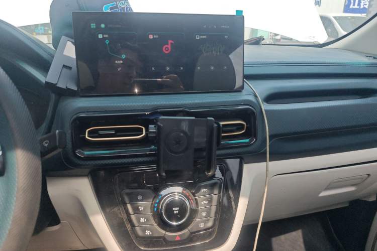 Used SWM Dahu EDi 2023 EDi 1.5L Comfort Model 7 Seats
