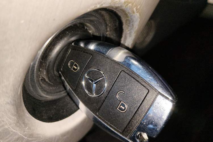 Used Mercedes-Benz GLK-Class 2015 GLK 260 4MATIC Dynamic Edition Ultimate Version
