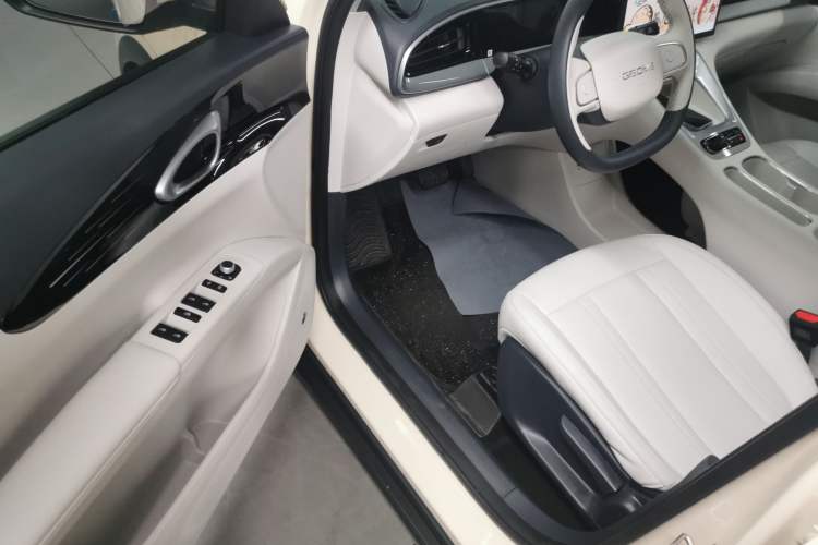 Used Geely Galaxy Geome 2025 310km Dream Edition Driver Seat
