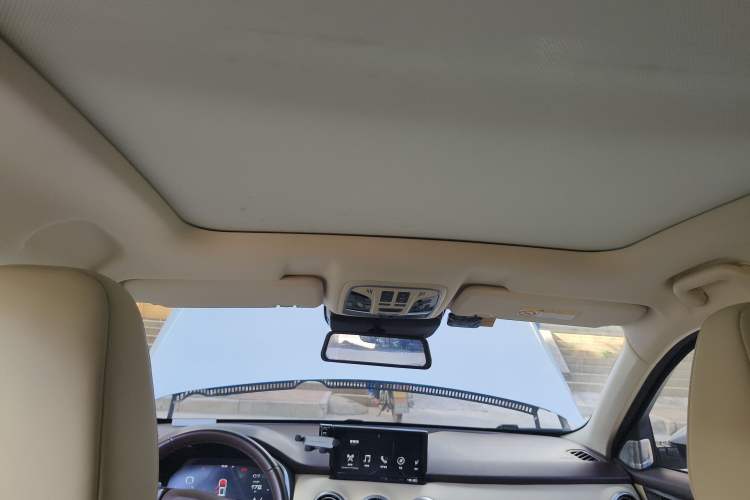 Used Wey VV6 2018 2.0T Two-Wheel Drive Flagship Version China V Standard