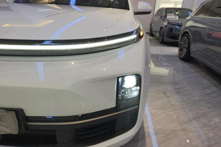 Used Li Auto L9 2025 Ultra Smart Refreshed Edition
