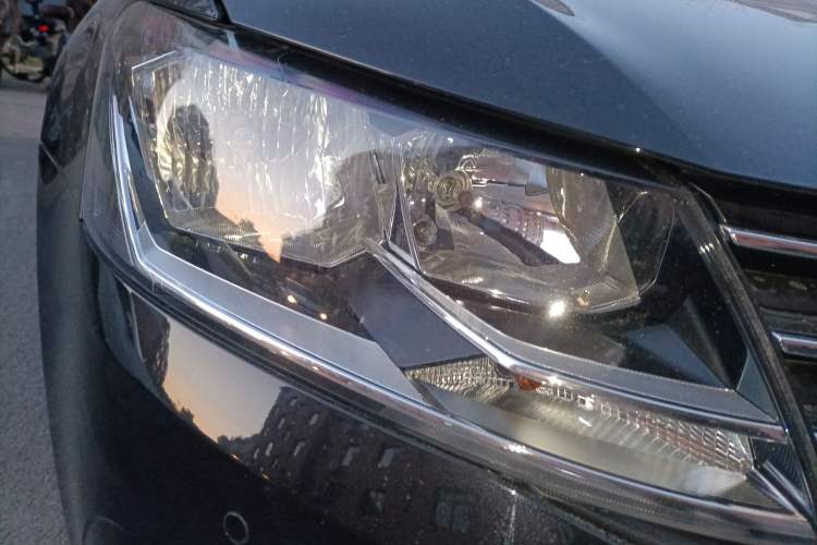 Used Volkswagen Lavida 2017 1.6L Automatic Comfort Edition
