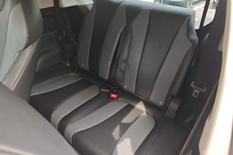 Used Roewe Clever 2022 311km QiQi BoBo Edition
