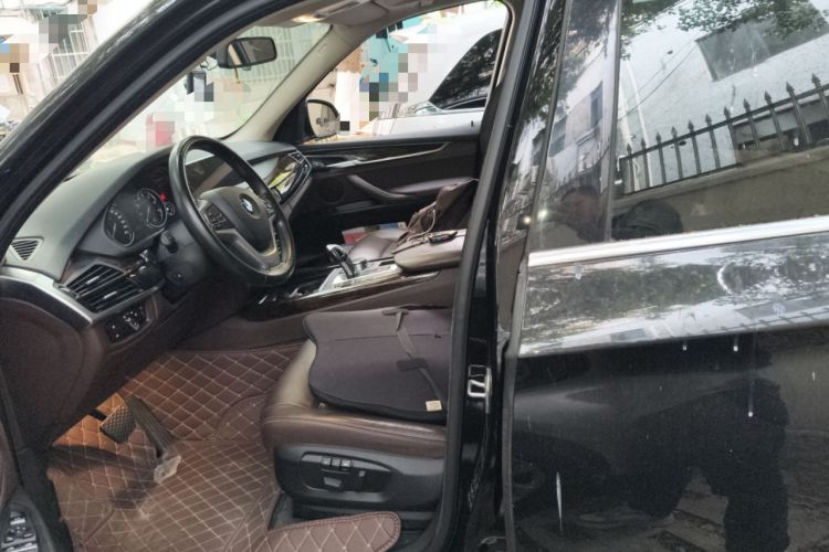 Used BMW X5 2017 xDrive28i
