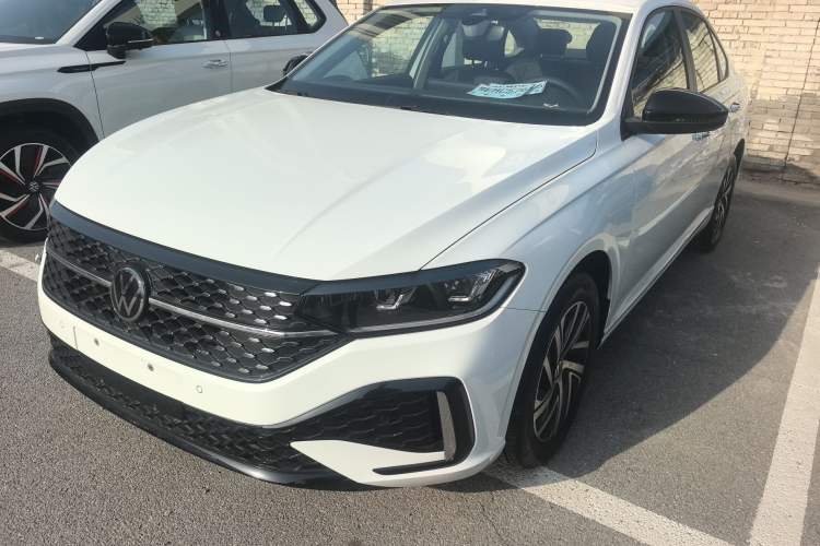 Used Volkswagen Lavida 2024 300TSI DSG Starry Sky Leading Edition