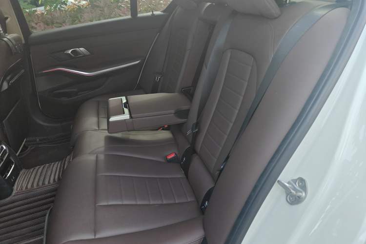 Used BMW 3 Series 2020 320Li M Sport Package Left Rear Seat