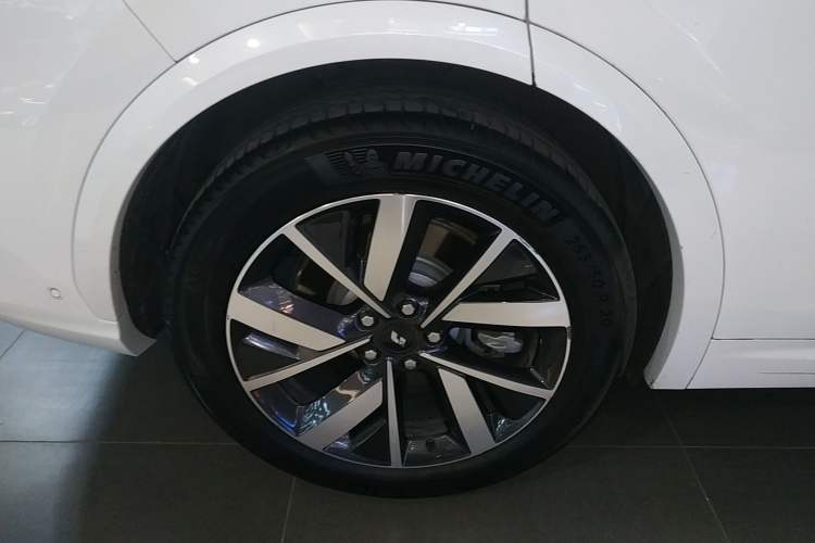 Used Li Auto L7 2023 Max model
