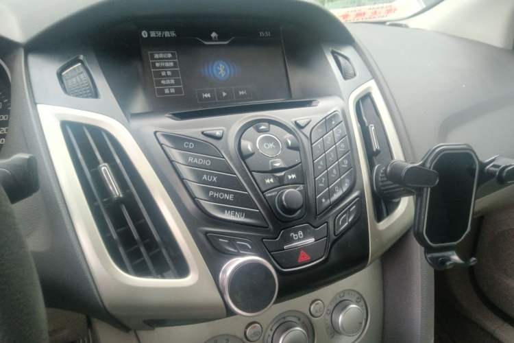 Used Ford Focus 2012 Sedan 1.6L Automatic Comfort Model
