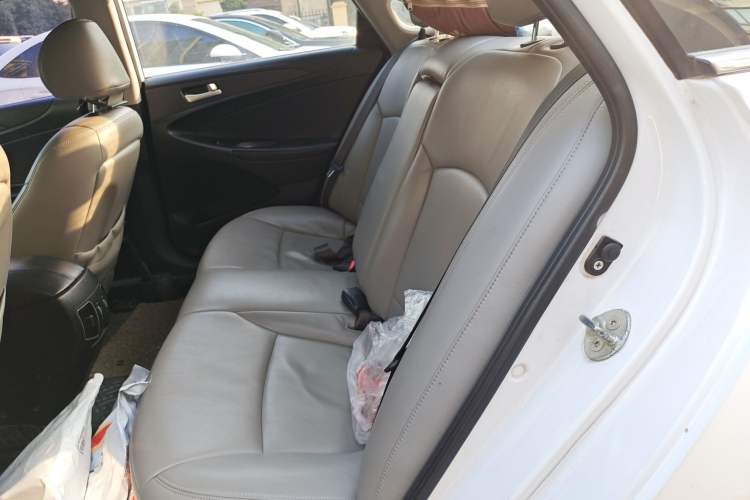 Used Hyundai Sonata 2013 2.0L Automatic Leading Edition
