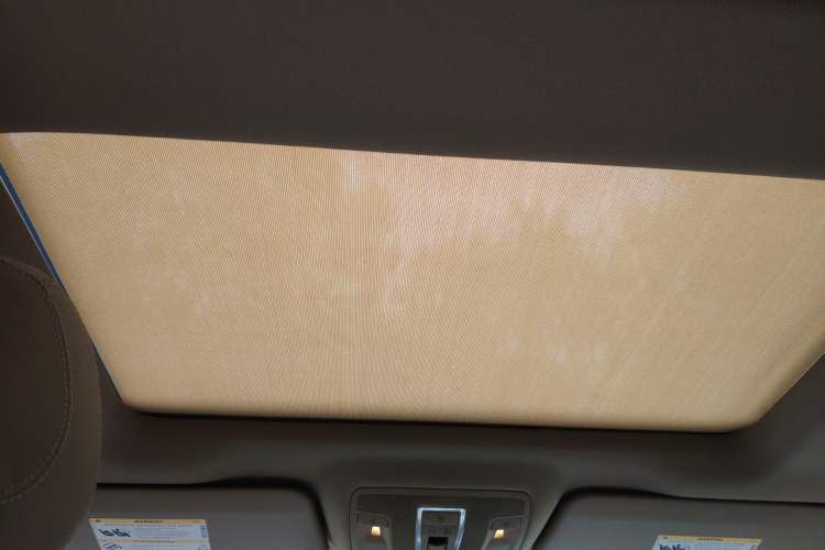 Used Mercedes-Benz M-Class 2012 ML 350 Luxury Edition Headliner