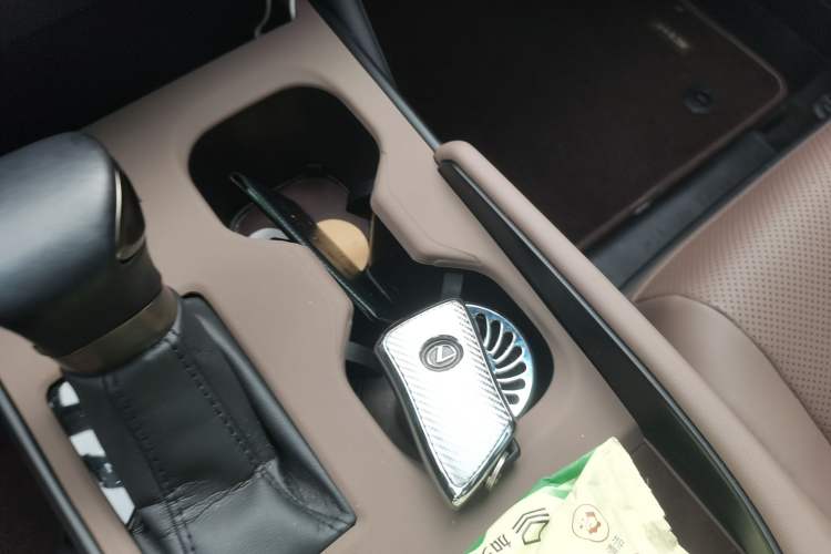 Used Lexus ES 2023 200 Excellence Edition