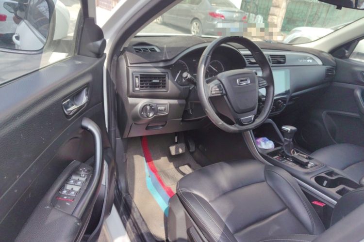 Used Qoros 5 2018 Revised Version 1.6T Automatic Leading Edition
