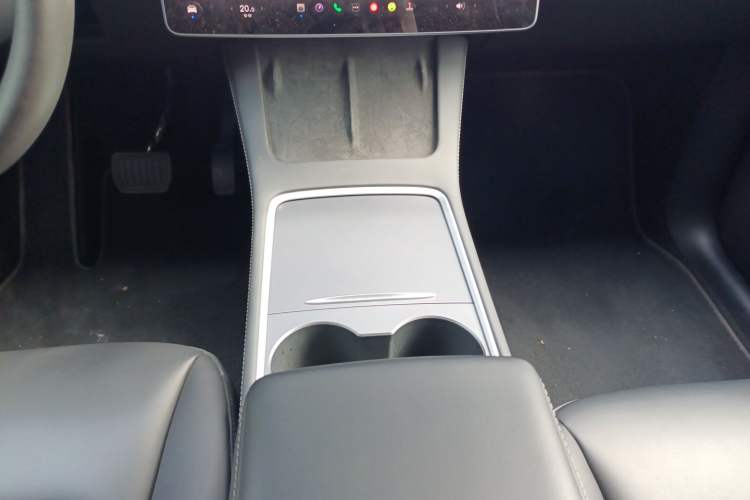 Used Tesla Model Y 2021 Standard Range Rear-Wheel Drive Version
