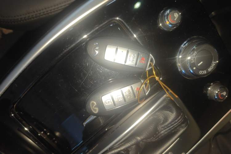 Used Infiniti Q70 2017 Q70L 2.5L Elite Edition