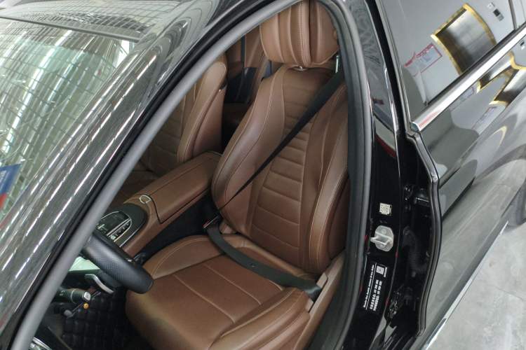 Used Mercedes-Benz E-Class 2021 E 300 L Sporty and Stylish Model