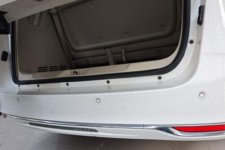 Used Buick GL8 2022 Land Business Class 652T Luxury Model