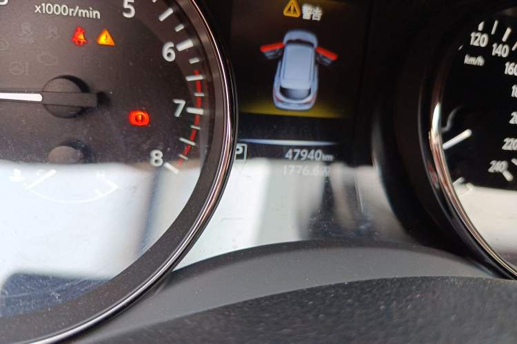 Used Nissan Qashqai 2017 2.0L CVT Smart Enjoyment Version China V Standard Odometer Close Up