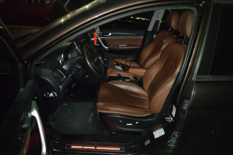 Used Haval H6 2015 Sport Edition 1.5T Manual Two-Wheel Drive Elite Model Left Front Seat