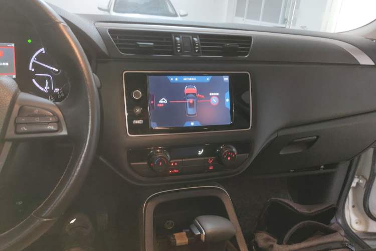 Used Qoros 5 2018 Revised Version 1.6T Automatic Leading Edition
