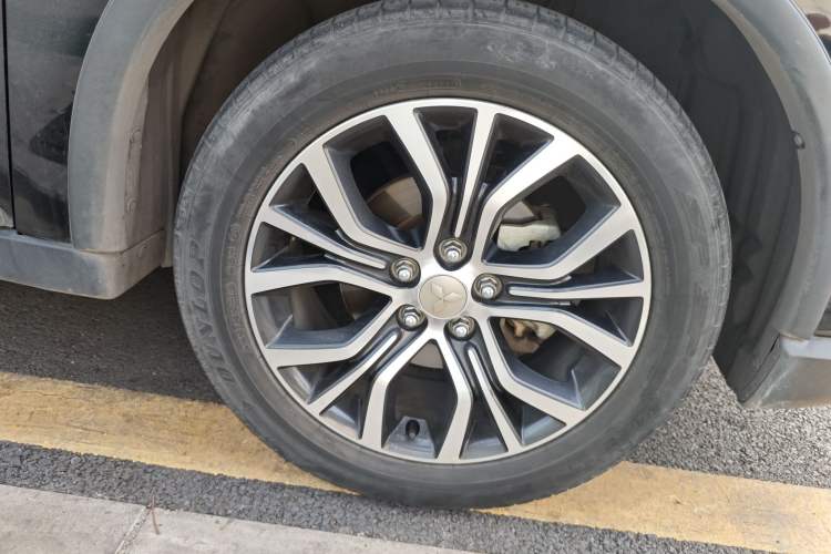 Used Mitsubishi Outlander 2018 2.0L Two-Wheel Drive Glory Edition 5 Seats
