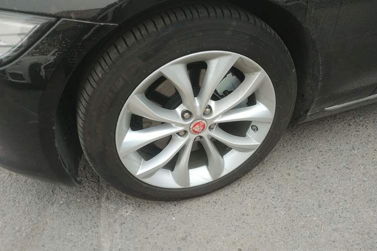 Used Jaguar XFL 2020 XFL 2.0T P250 Two-Wheel-Drive Luxury Edition