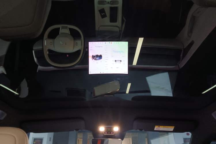 Used ONVO L60 2024 60 kWh Rear-Drive Version