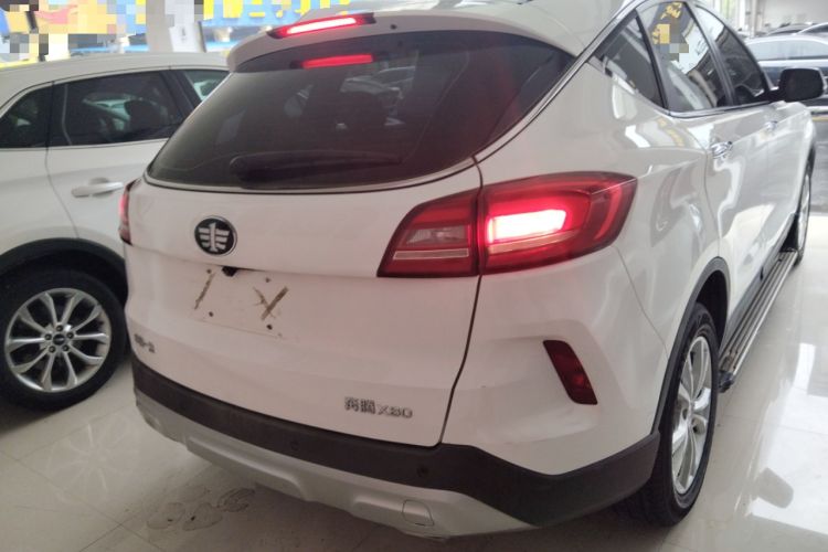 Used Bestune X80 2017 2.0L automatic Technology trim level Rear