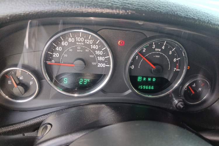 Used Jeep Wrangler 2012 3.6L Sahara Four-Door Edition